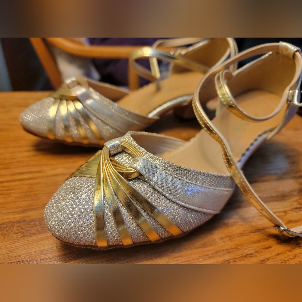 Gold Dancing Shoes - Picture 3 of 4